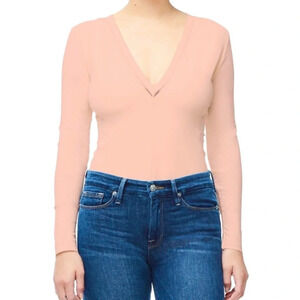 Good American The Low Down Shaped Bodysuit in Blush Pink. Size 1 (Small)